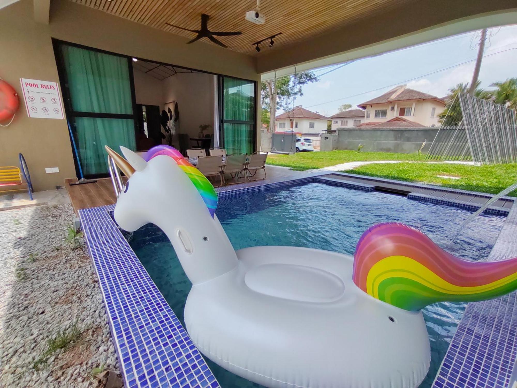 Luxpro Luxury Villa / Seremban 2 / Private Swimming Pool المظهر الخارجي الصورة